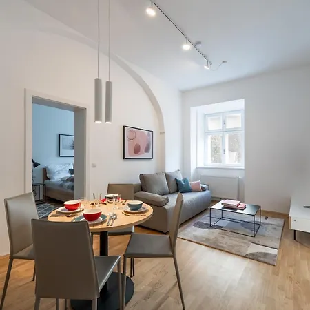Premium In Altstadtnaehe *