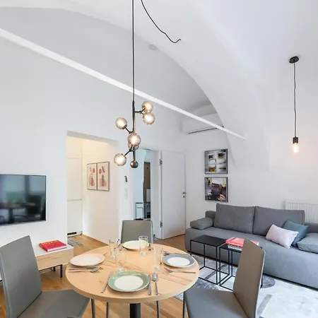 Premium Im Stadtzentrum شقة *