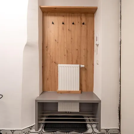 Premium In Altstadtnaehe Lejlighed